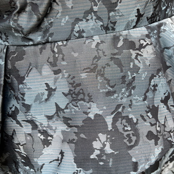 David Meister One-Shoulder Floral Gown with Peplum - Size 6 - Picture 7 of 8